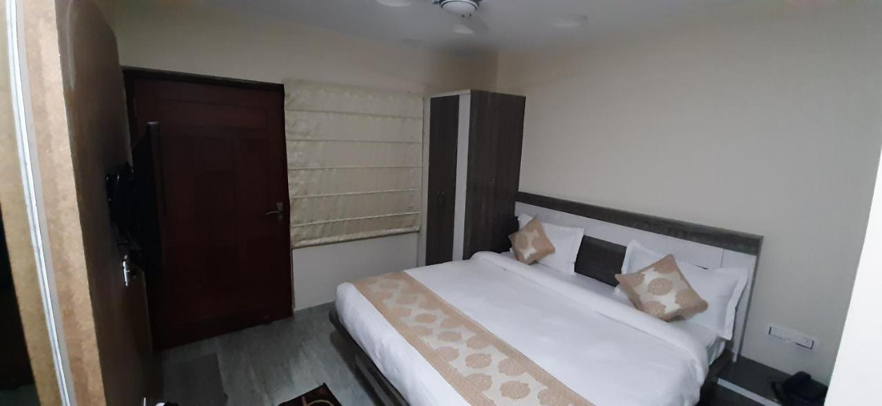 Hotel Jhari Palace Aurangabad  Kültér fotó